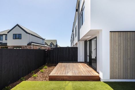 Photo of property in 2/46 Division Street, Riccarton, Christchurch, 8041