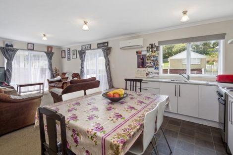 Photo of property in 10 Thompson Terrace, Toi Toi, Nelson, 7010