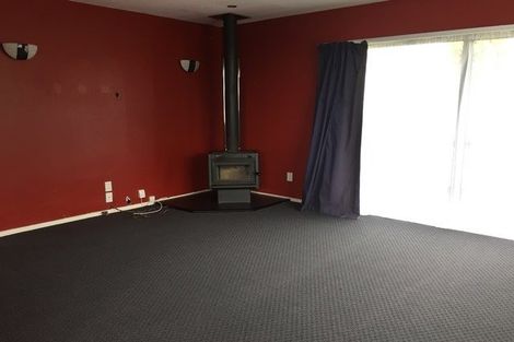 Photo of property in 20 Zingaro Place, Massey, Auckland, 0614