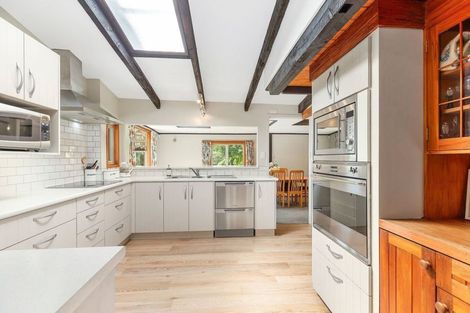 Photo of property in 5 Newnham Court, Tawa, Wellington, 5028