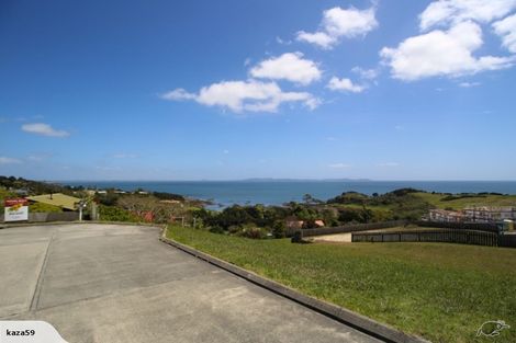 Photo of property in 15 Nancy Wake Place, Cable Bay, 0420
