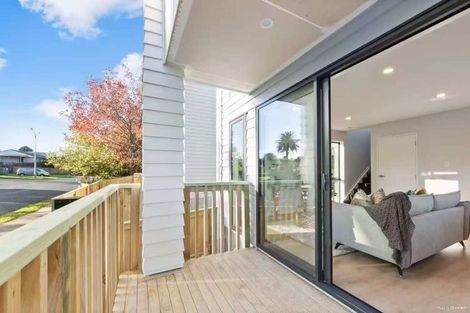 Photo of property in 4a Blue Gum Rise, Sunnyhills, Auckland, 2010