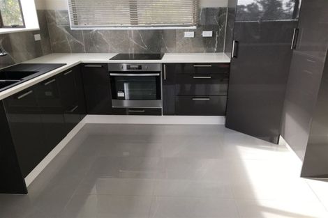 Photo of property in 33 Danube Lane, Glen Eden, Auckland, 0602