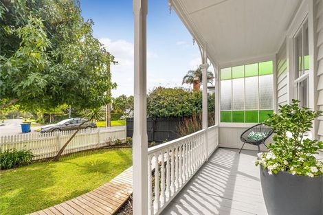 Photo of property in 3/6 Wairoa Road, Devonport, Auckland, 0624