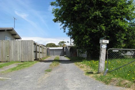 Photo of property in 14 Kambalda Street, Mangere Bridge, Auckland, 2022