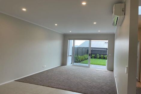 Photo of property in 26a Taikura Avenue, Red Beach, 0932