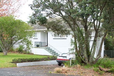 Photo of property in 1 Holbrook Place, Cockle Bay, Auckland, 2014
