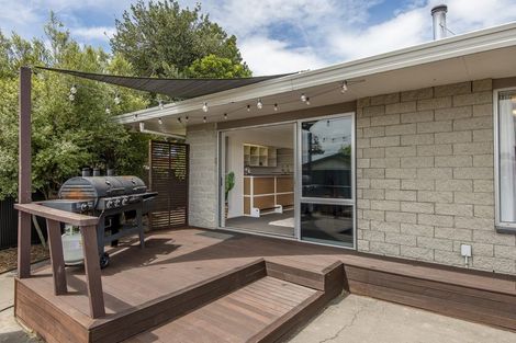 Photo of property in 29b Royal Park Drive, Parklands, Christchurch, 8083