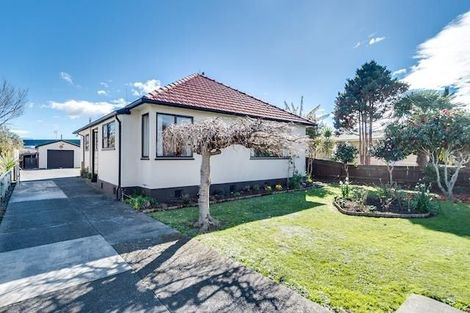 Photo of property in 5 Barton Avenue, Marewa, Napier, 4110