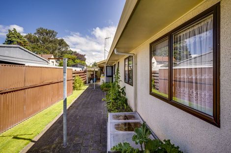 Photo of property in 32 Kotuku Place, Taradale, Napier, 4112
