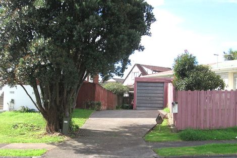 Photo of property in 2/11 Galsworthy Place, Bucklands Beach, Auckland, 2014