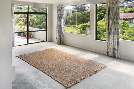 Photo of property in 4 Peter Terrace, Castor Bay, Auckland, 0620