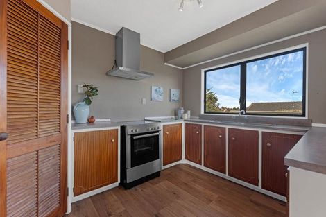 Photo of property in 33 Greenstone Place, Clover Park, Auckland, 2019