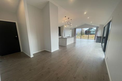 Photo of property in 19 Glenfiddich Road, Jacks Point, Queenstown, 9371