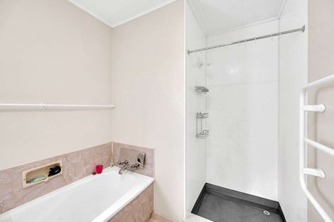 Photo of property in 16 Maltby Street, Meeanee, Napier, 4112