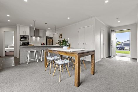 Photo of property in 20 Glennron Lane, Waiuku, 2123