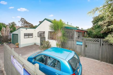 Photo of property in 71 Totara Drive, Pukete, Hamilton, 3200