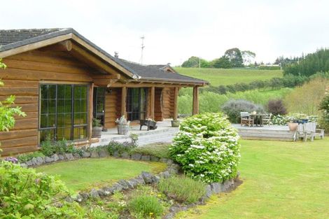 Photo of property in 278 Burtt Road, Paerata, Drury, 2578