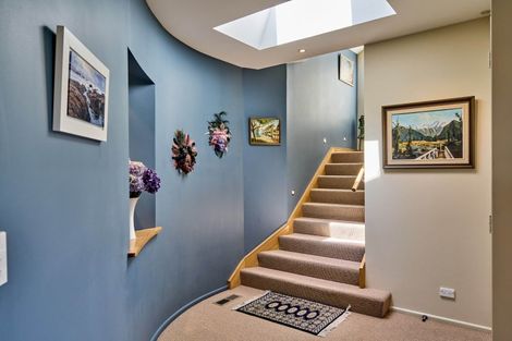 Photo of property in 14 The Crescent, Roseneath, Wellington, 6011