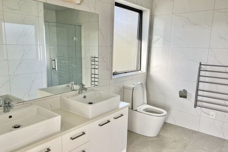 Photo of property in 35 Fennell Crescent, Silverdale, 0932