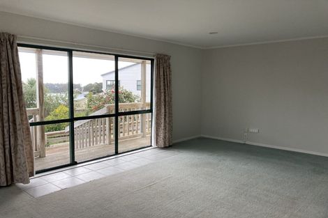 Photo of property in 131 Waimumu Road, Massey, Auckland, 0614