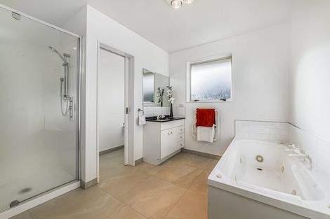 Photo of property in 6 Iroquois Place, Wigram, Christchurch, 8042