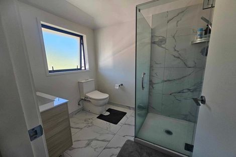 Photo of property in 4f Avon Street, Waterloo, Lower Hutt, 5011