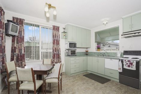 Photo of property in 4 Park Road, Western Heights, Rotorua, 3015