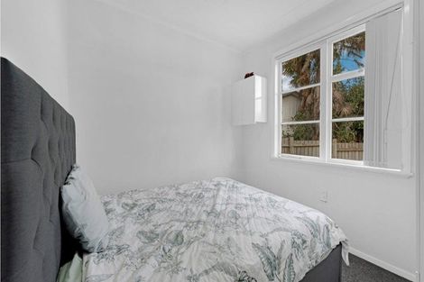 Photo of property in 5 Tui Crescent, Manurewa, Auckland, 2102