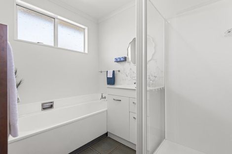 Photo of property in 36 Maxwells Line, Awapuni, Palmerston North, 4412