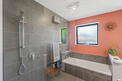 Photo of property in 7 Manahi Place, Woodend, 7610