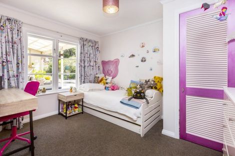 Photo of property in 38 Jocelyn Crescent, Pinehaven, Upper Hutt, 5019