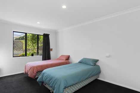 Photo of property in 14 Guildford Place, Bethlehem, Tauranga, 3110