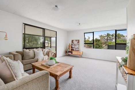 Photo of property in 7 Kauri Crescent, Snells Beach, 0920