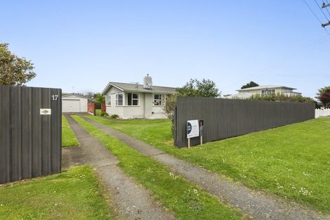 Photo of property in 17 Grey Street, Normanby, Hawera, 4614