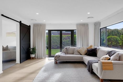 Photo of property in 38 Rototuna Road, Flagstaff, Hamilton, 3210