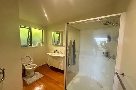 Photo of property in 44a Marine Parade, Mellons Bay, Auckland, 2014