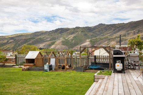 Photo of property in 60 Donegal Street, Cromwell, 9310