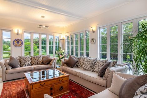 Photo of property in 423 Gillespie Place, Acacia Bay, Taupo, 3385