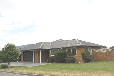 Photo of property in 3 Wisteria Place, Parklands, Christchurch, 8083