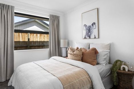 Photo of property in 80a Watkins Drive, Rangiora, 7400