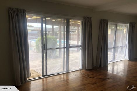 Photo of property in 43 Shirley Avenue, Papakura, 2110