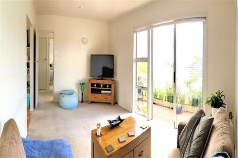 Photo of property in 2/41 Jutland Road, Hauraki, Auckland, 0622