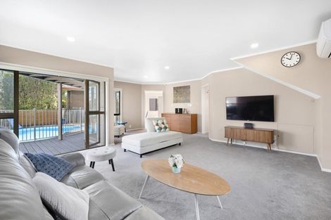 Photo of property in 12a Estelle Place, Farm Cove, Auckland, 2012