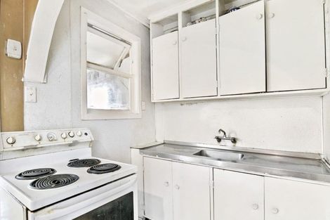 Photo of property in 44 Fisher Crescent, Otara, Auckland, 2023