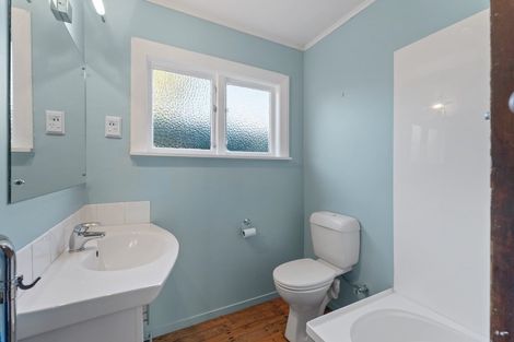 Photo of property in 87 Eastern Terrace, Beckenham, Christchurch, 8023