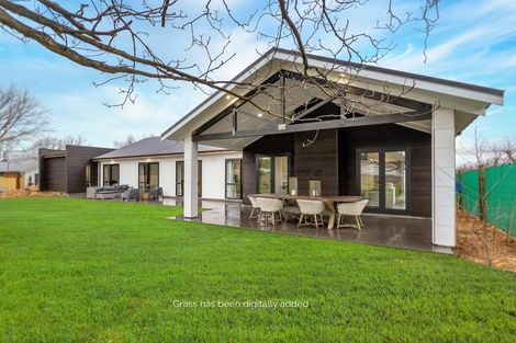 Photo of property in 16 Oates Place, Greytown, 5712