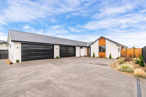 Photo of property in 3 Roles Way, Rolleston, 7615