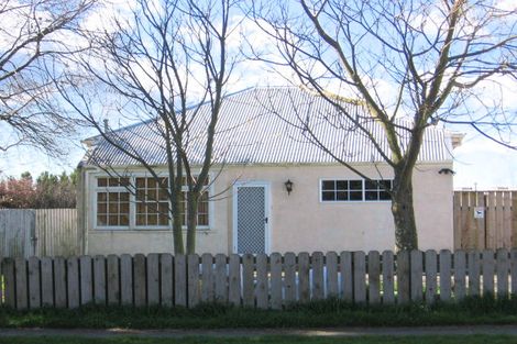 Photo of property in 102 Mako Mako Road, Levin, 5510