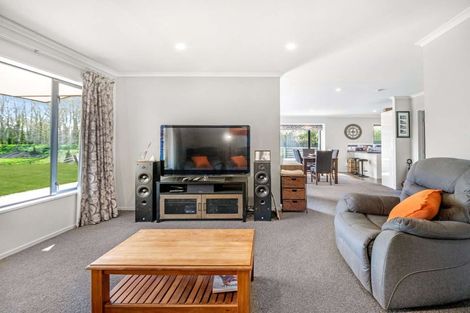 Photo of property in 21 Collins Drive, Waikuku Beach, 7402
